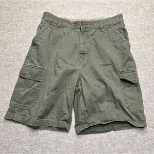 Foot Locker Green Flat Front Men's Cargo Shorts Size 36" Waist 9" Inseam